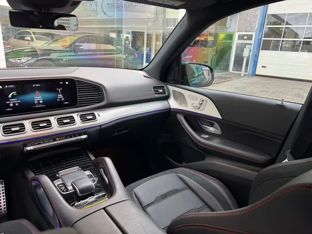 Mercedes-Benz GLE 53 AMG 2023 vor dem Showroom von Raf Cars in Ninove-Outer, Foto 18