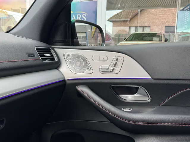 Mercedes-Benz GLE 53 AMG 2023 vor dem Showroom von Raf Cars in Ninove-Outer, Foto 19