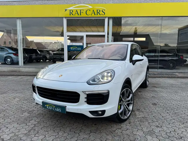 Porsche Cayenne 2016, verkocht bij Raf Cars