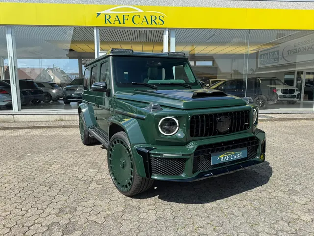 Mercedes-Benz Brabus G 800 2026, verkocht door Raf Cars, voor de showroom in Ninove-Outer